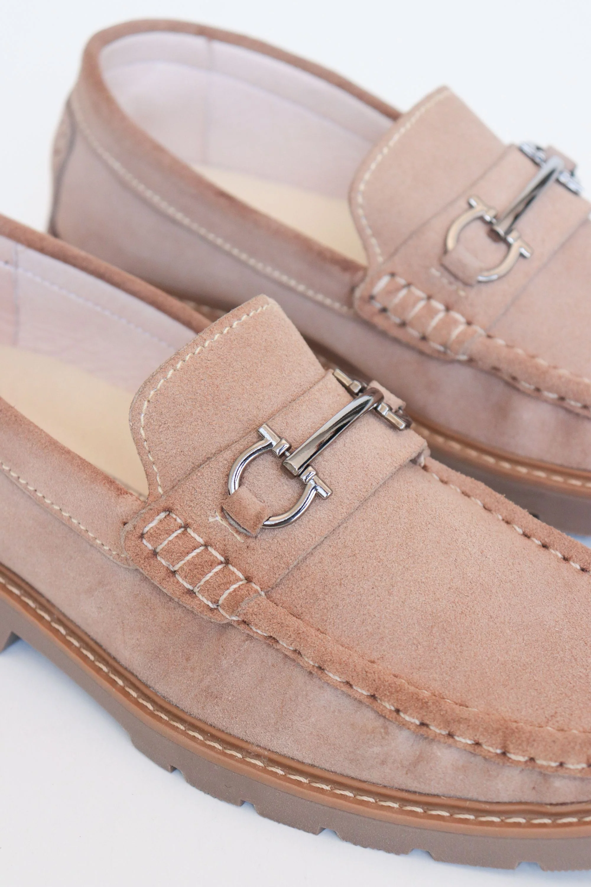 MOCASIN TIAGO PARA HOMBRE EN CUERO ARENA / REF 663 - Image 4