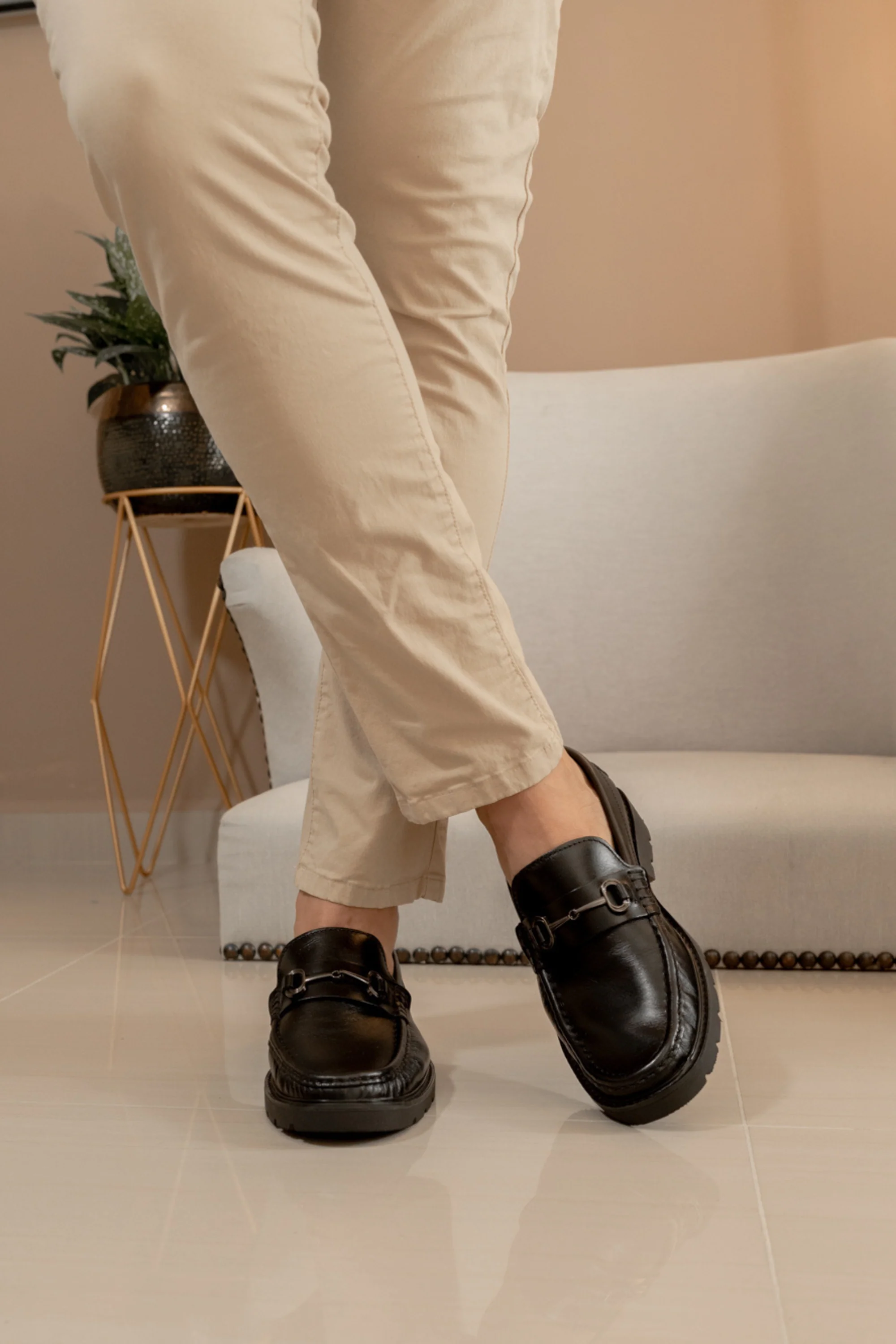 MOCASIN TIAGO PARA HOMBRE EN CUERO NEGRO / REF 663 - Image 3