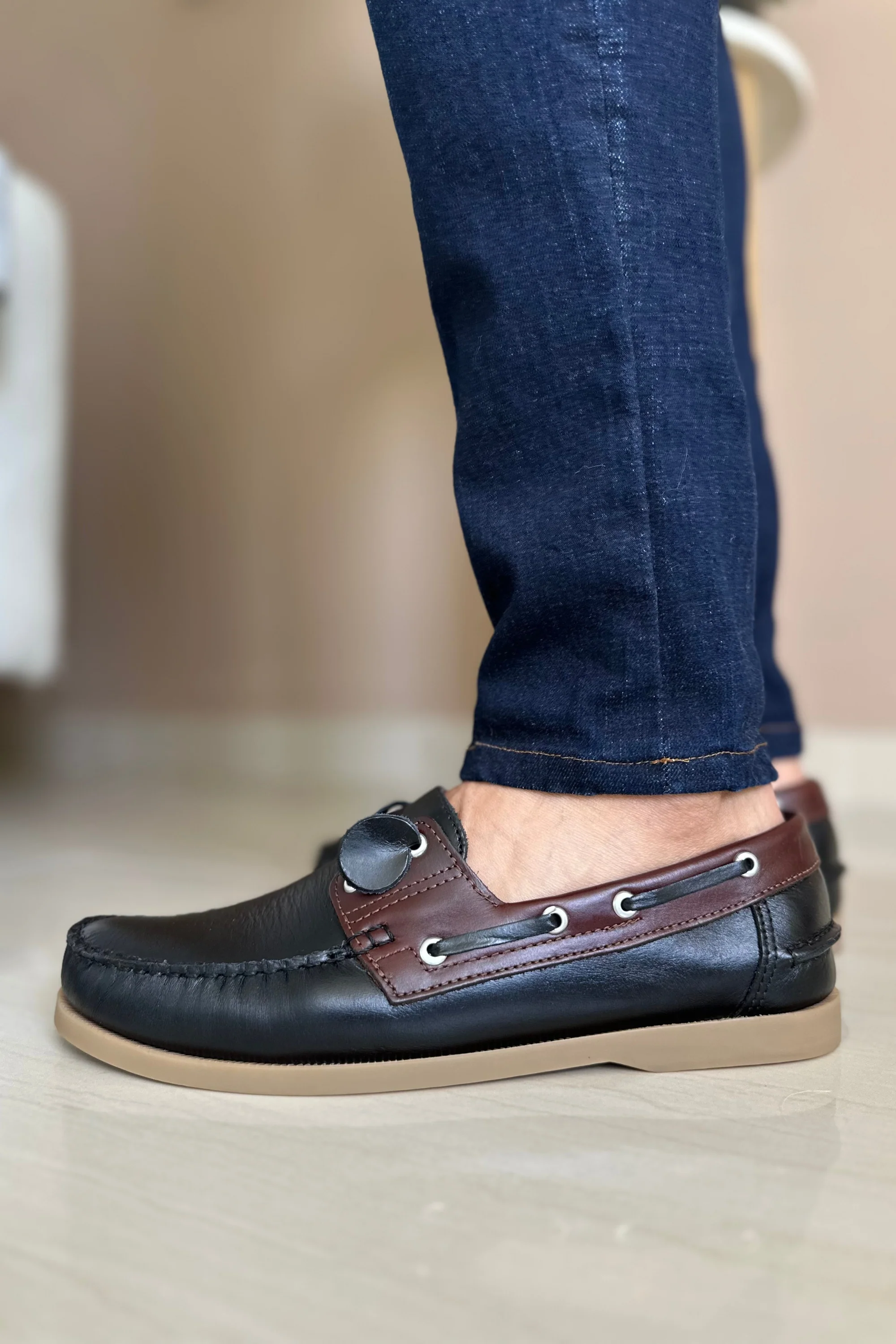 MOCASINES EN CUERO  PARA HOMBRE REF: ANDREW 731 NEGRO X CAFE - Image 3