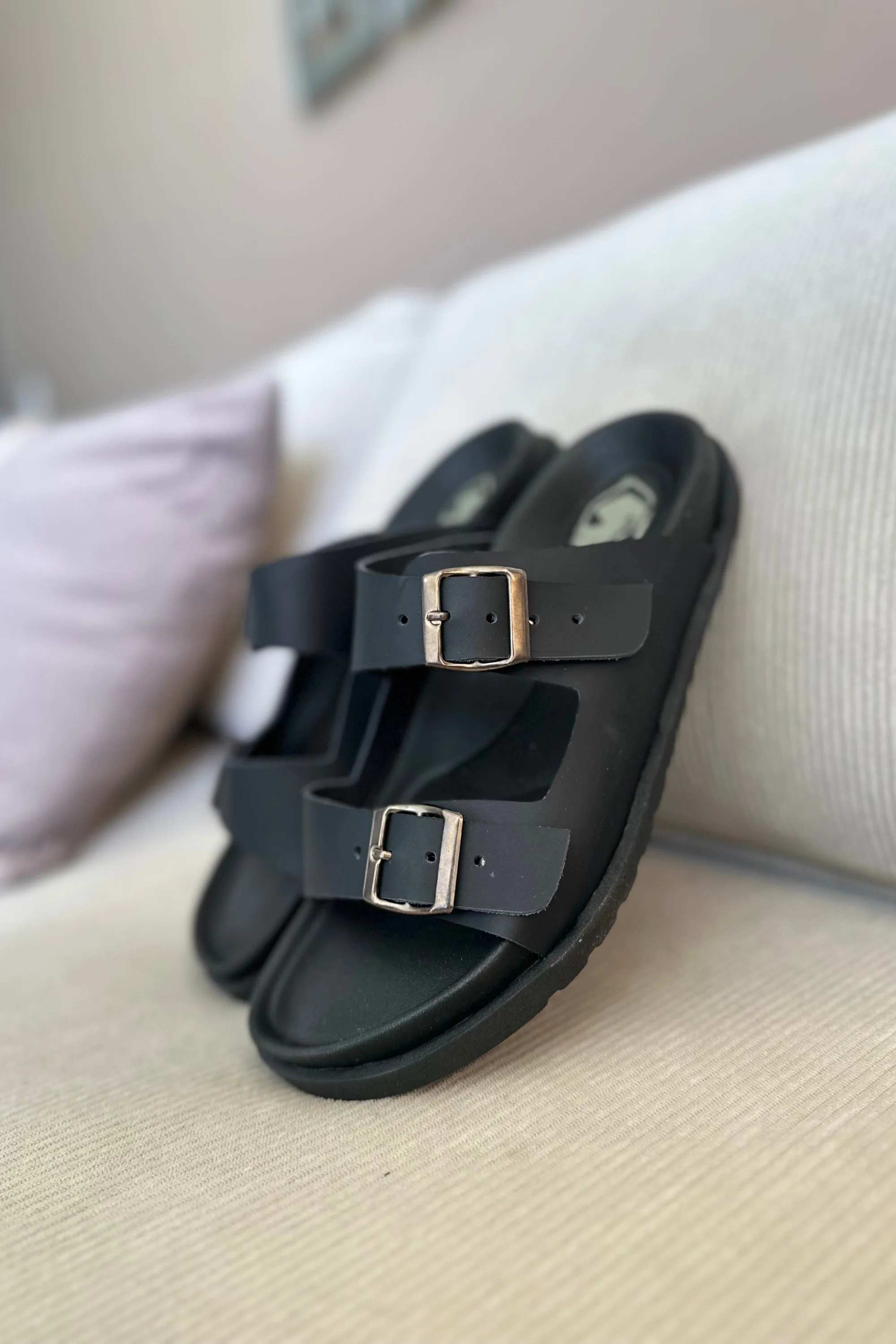 SANDALIA EN CUERO PARA HOMBRE COLOR NEGRO REF: 55 FARID - Image 3