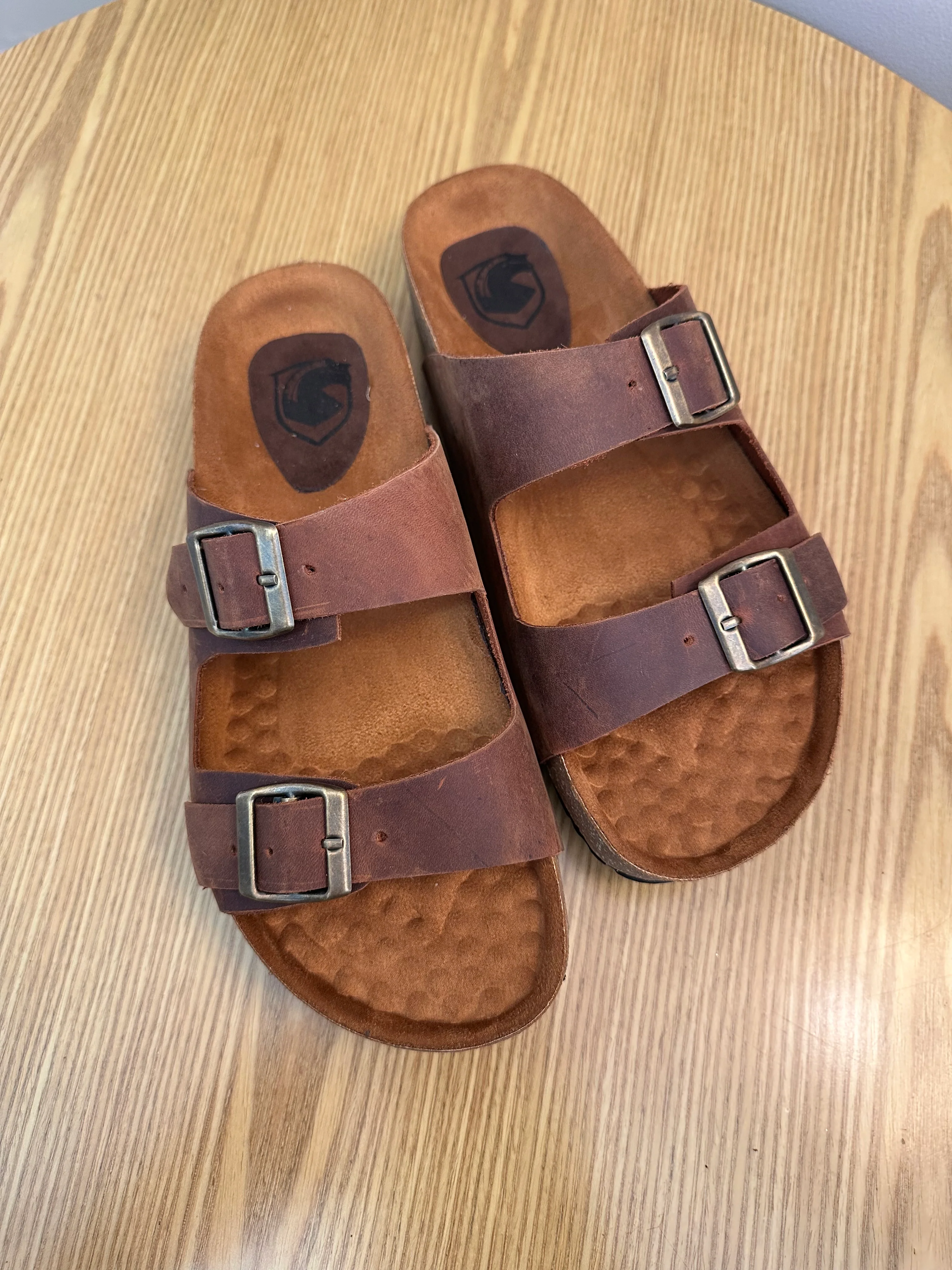 SANDALIAS PARA HOMBRE EN CUERO RUSTICO CATALUÑA REF: 55 FARID - Image 4