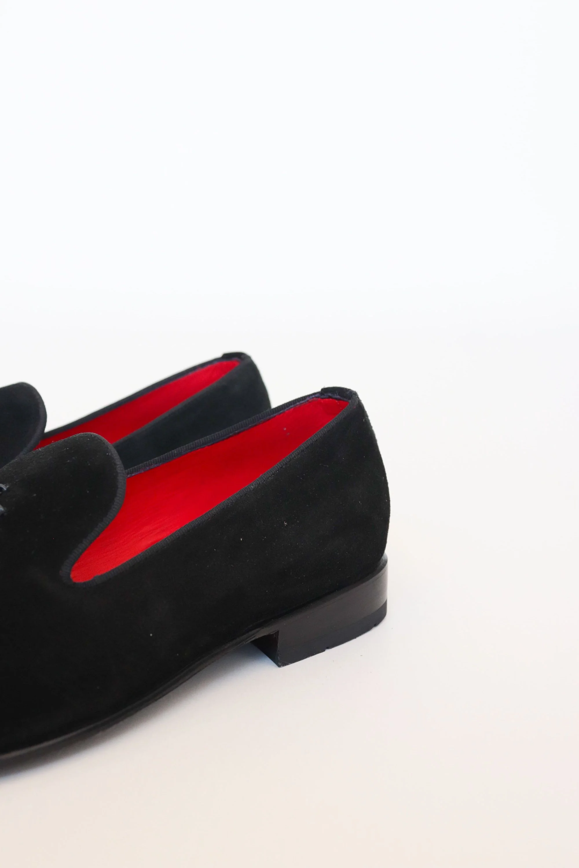 SLIPPERS BASILIO EN CUERO CARNAZA NEGRO PARA HOMBRE  / REF: LUZ 1707 - Image 7