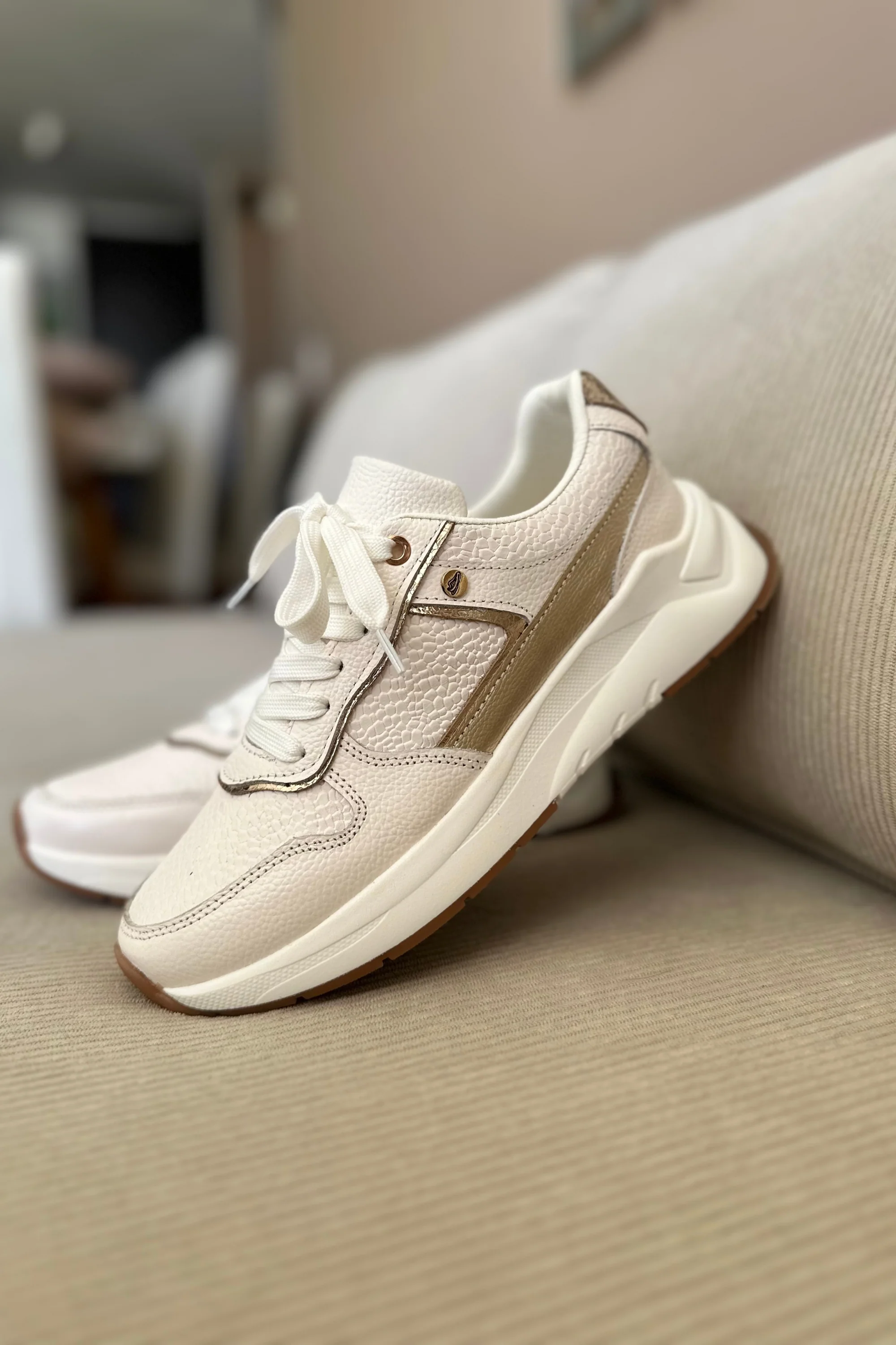 SNEAKER PARA DAMA EN CUERO BLANCO REF: DOHA - Image 3