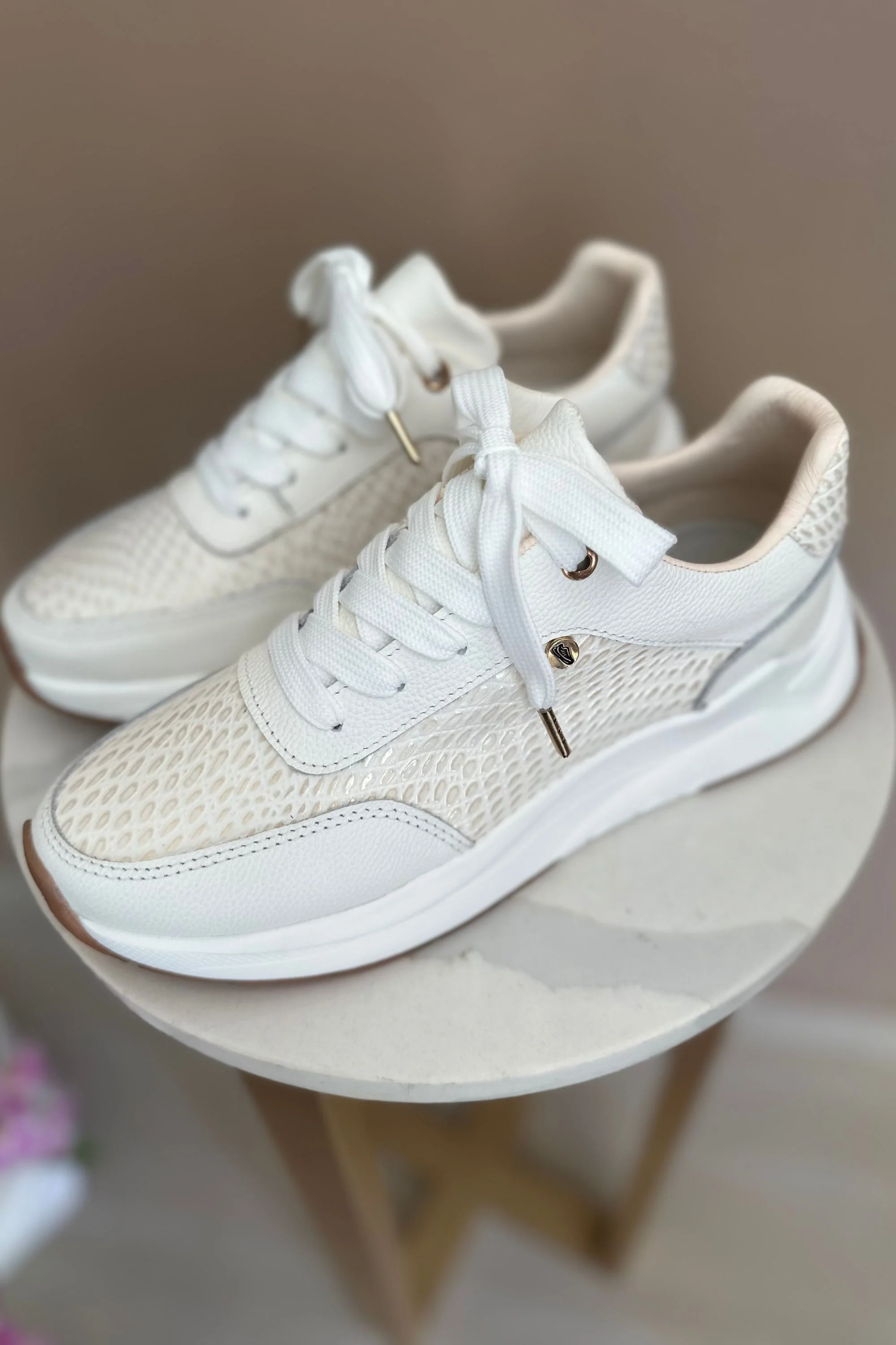TENIS PARA DAMA EN CUERO BLANCO TALCO X FOLIA / REF MARGARITA - Image 4