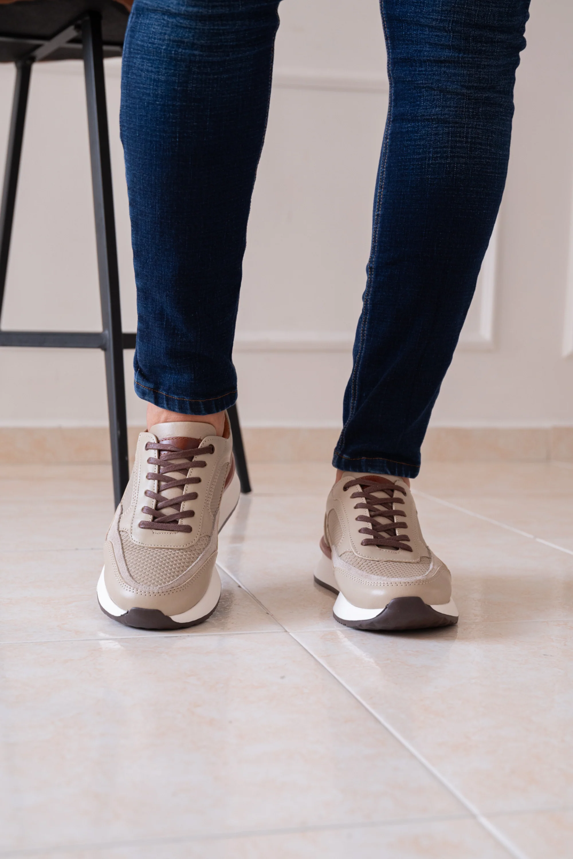 TENIS PARA HOMBRE EN CUERO ARENA REF: VERONA 3205 - Image 3