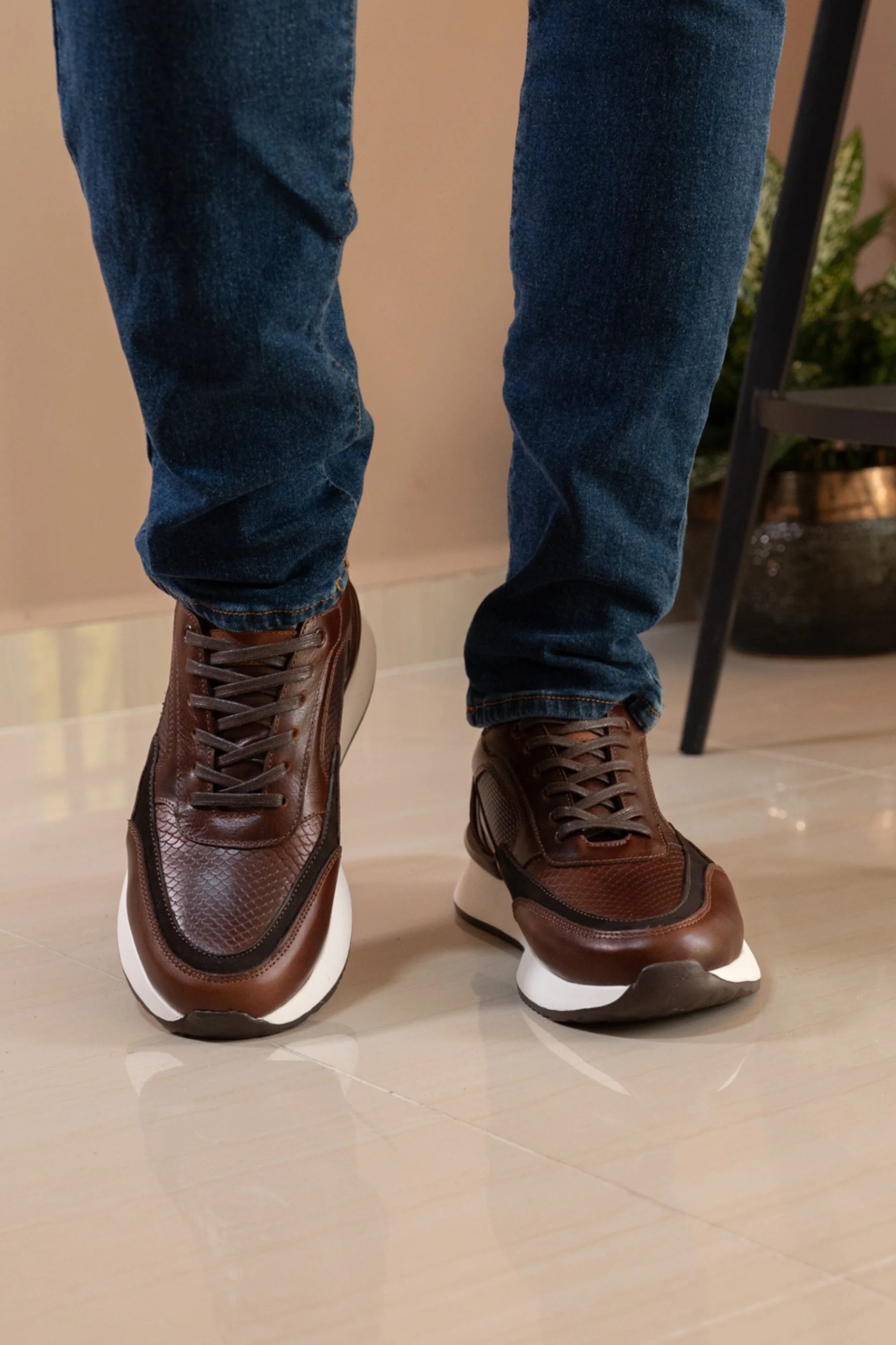 TENIS PARA HOMBRE EN CUERO CAFÉ REF: VERONA 3205 - Image 4