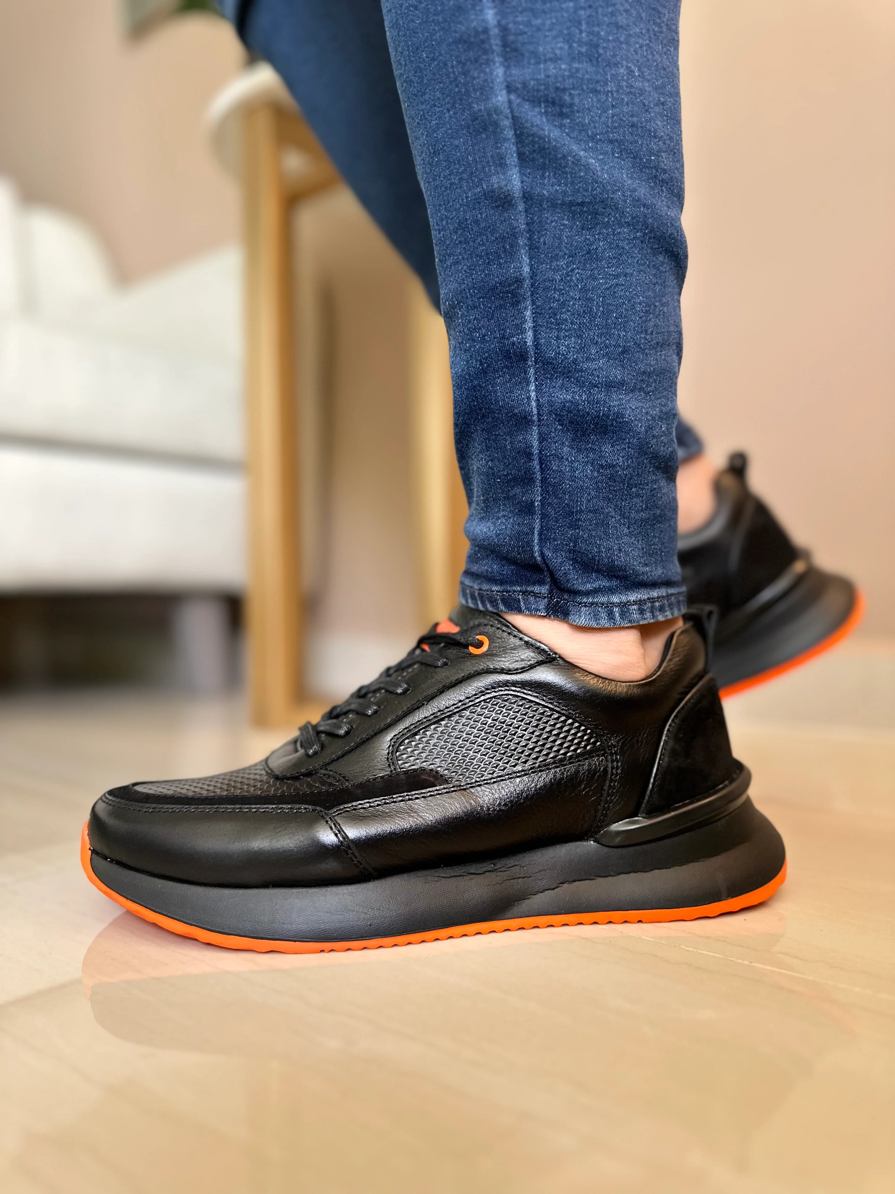 TENIS PARA HOMBRE EN CUERO NEGRO X NARANJA  REF: VERONA 3205 - Image 4