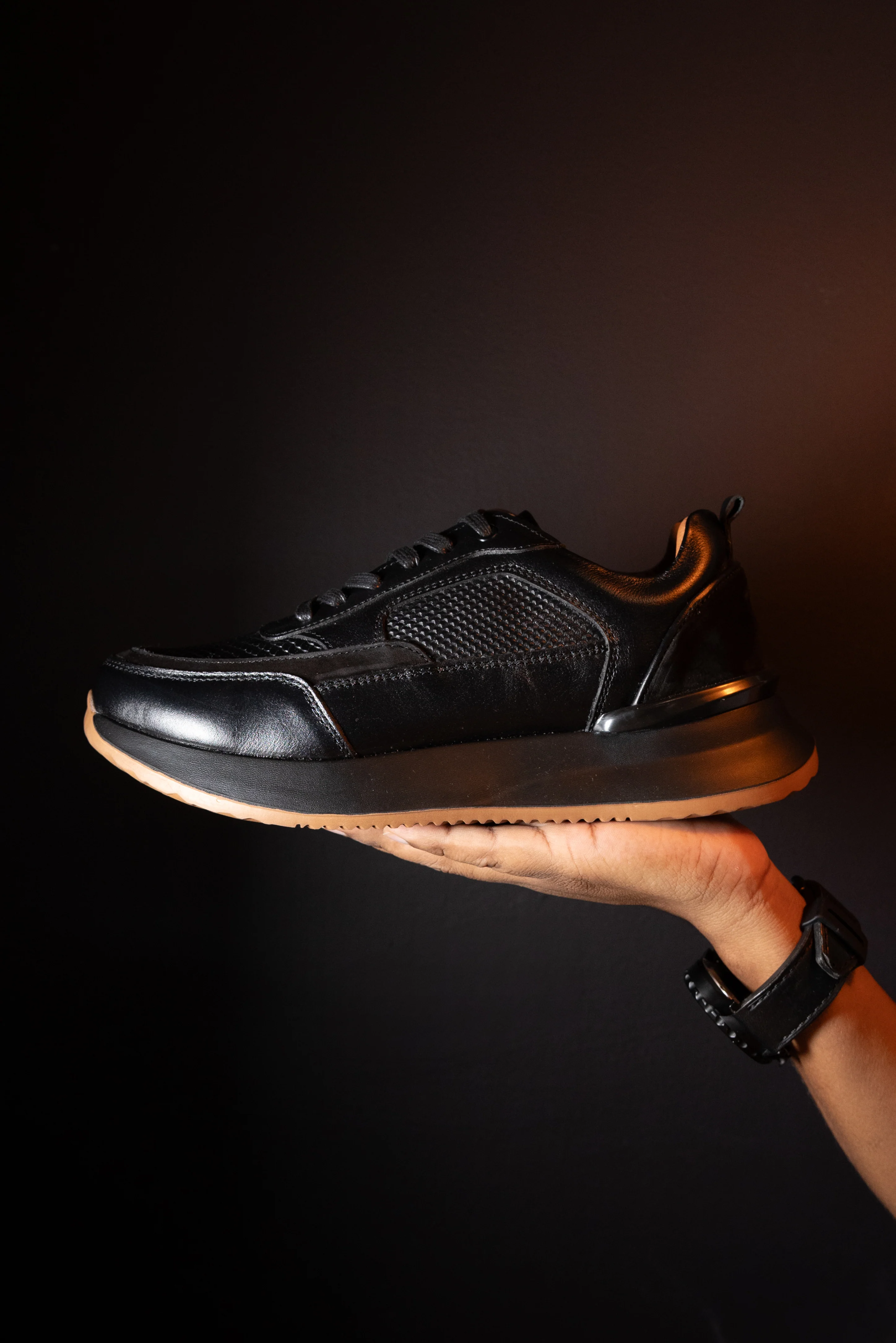 TENIS PARA HOMBRE EN CUERO NEGRO X CREPE  REF: VERONA 3205 - Image 4