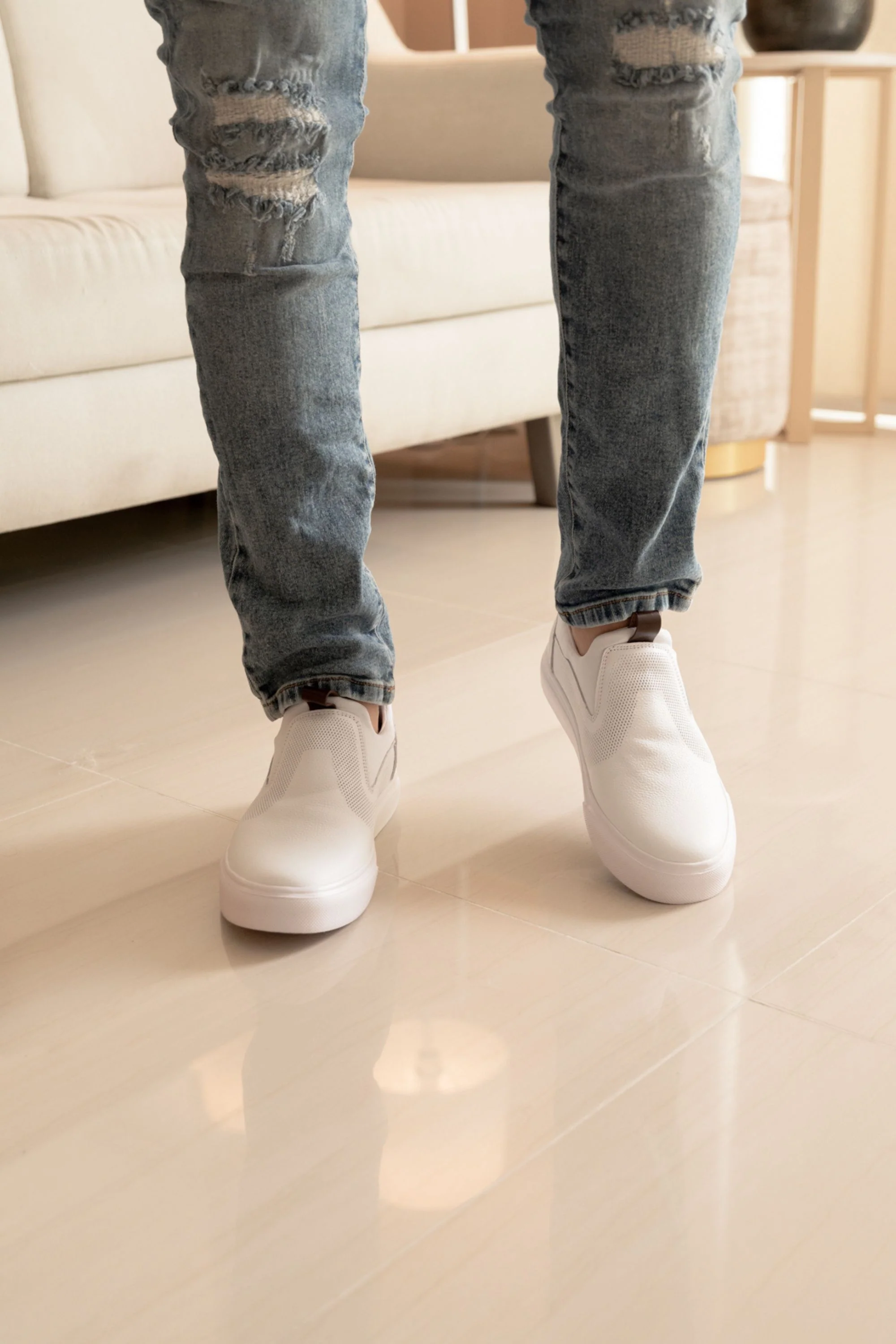 TENIS SLIDER AMIR EN CUERO BLANCO PARA HOMBRE  / SPN 2801 - Image 4