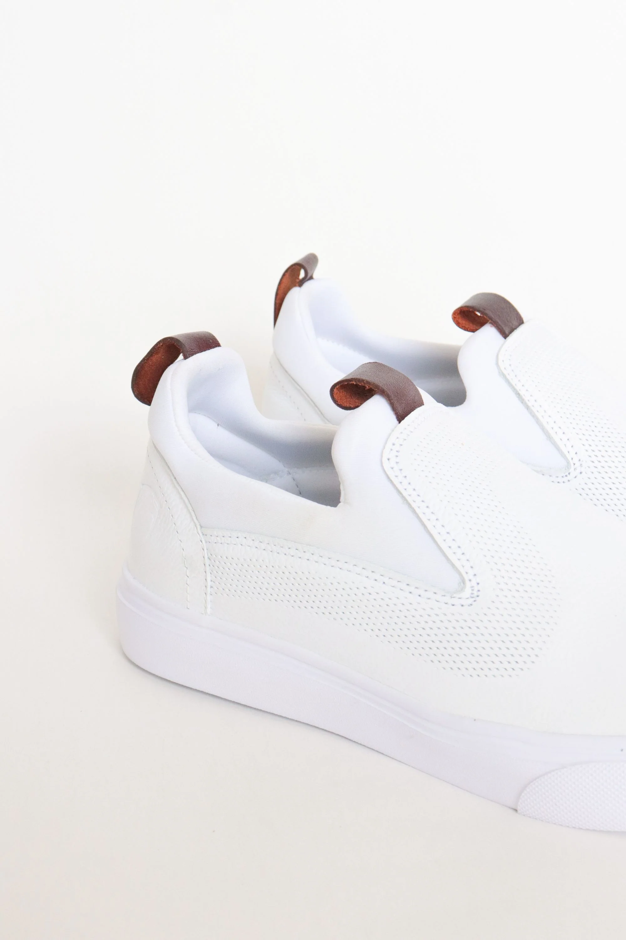 TENIS SLIDER AMIR EN CUERO BLANCO PARA HOMBRE  / SPN 2801 - Image 6