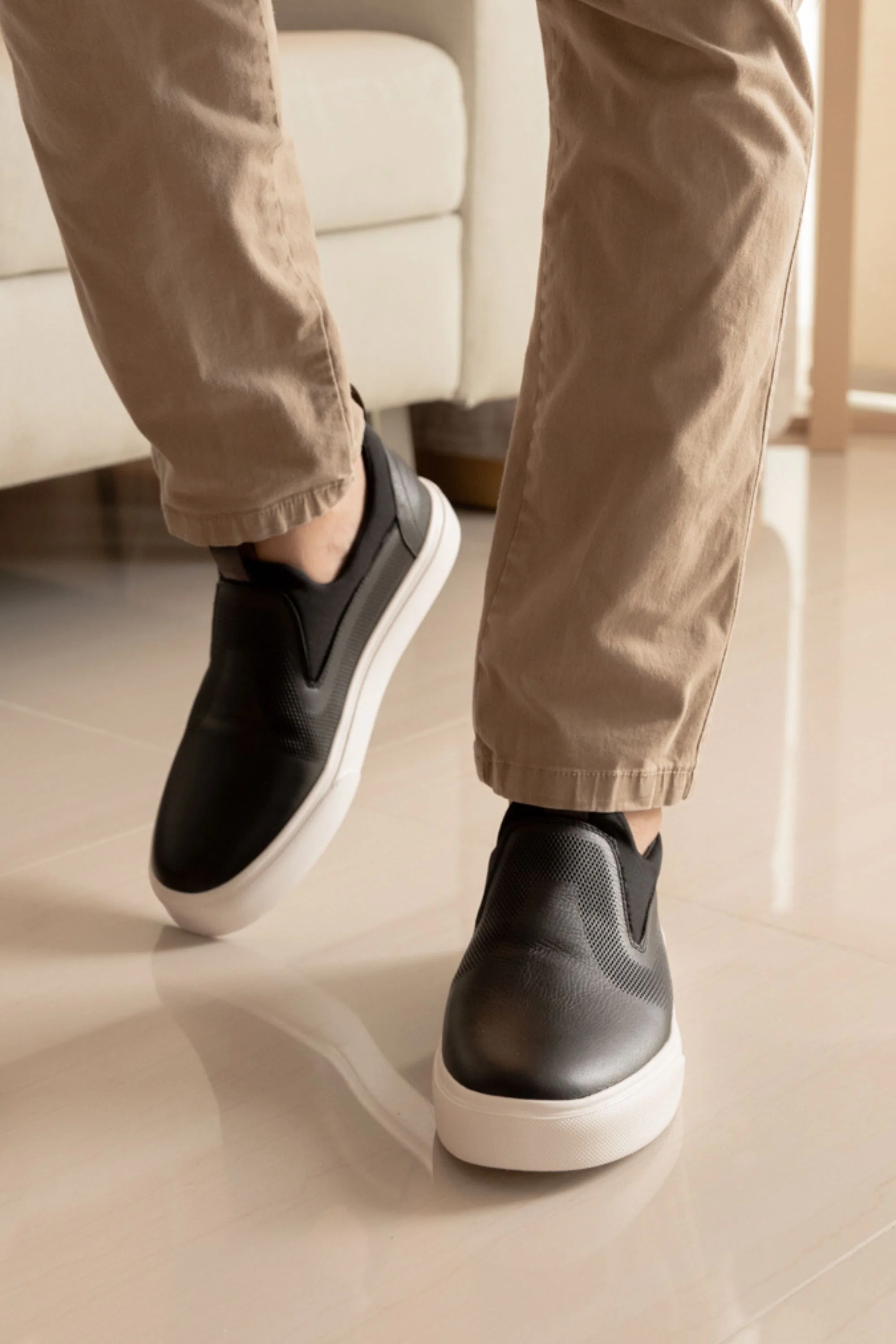 TENIS EN CUERO PARA HOMBRE NEGRO  | REF: SLIDER AMIR 2801 - Image 3