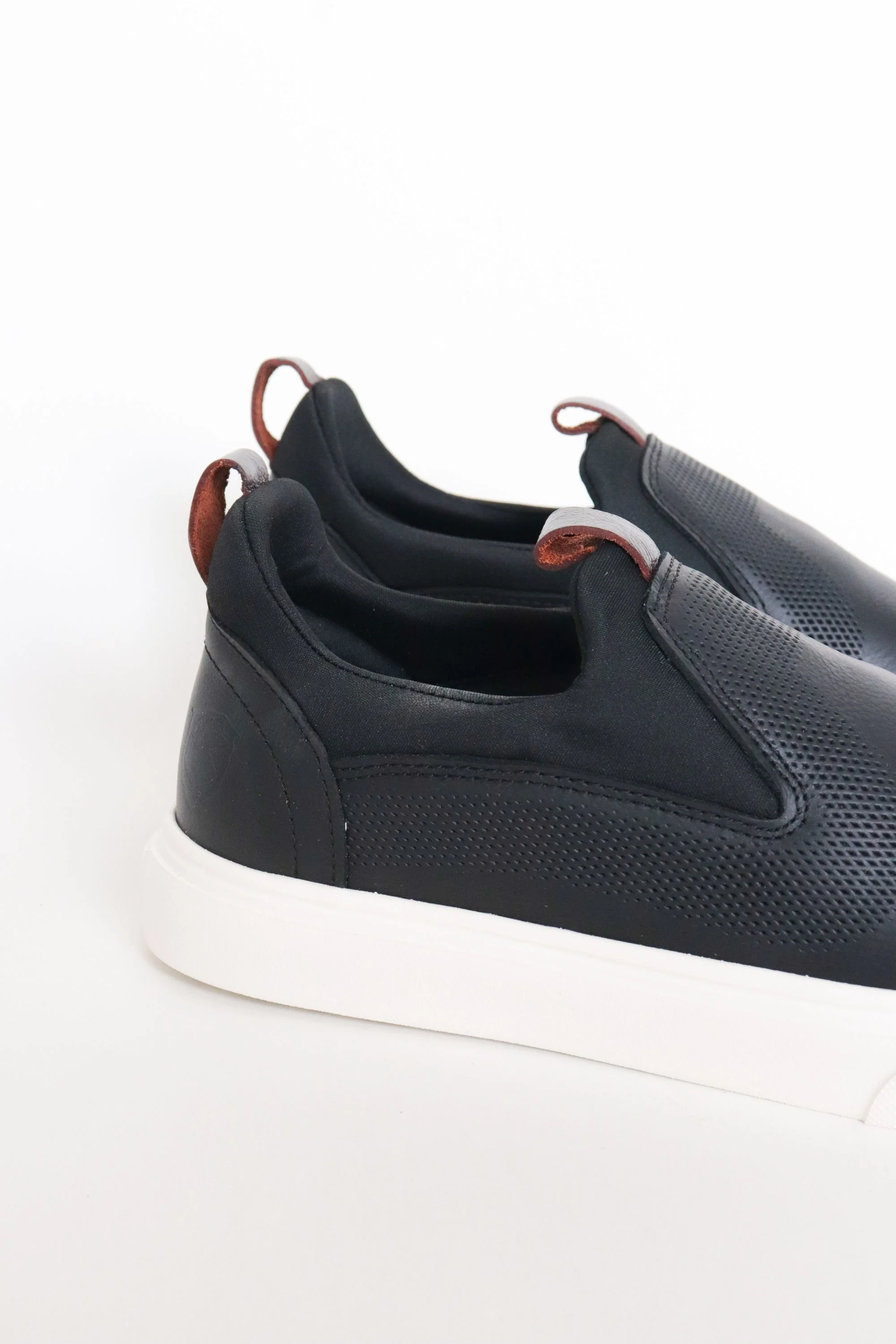 TENIS EN CUERO PARA HOMBRE NEGRO  | REF: SLIDER AMIR 2801 - Image 6