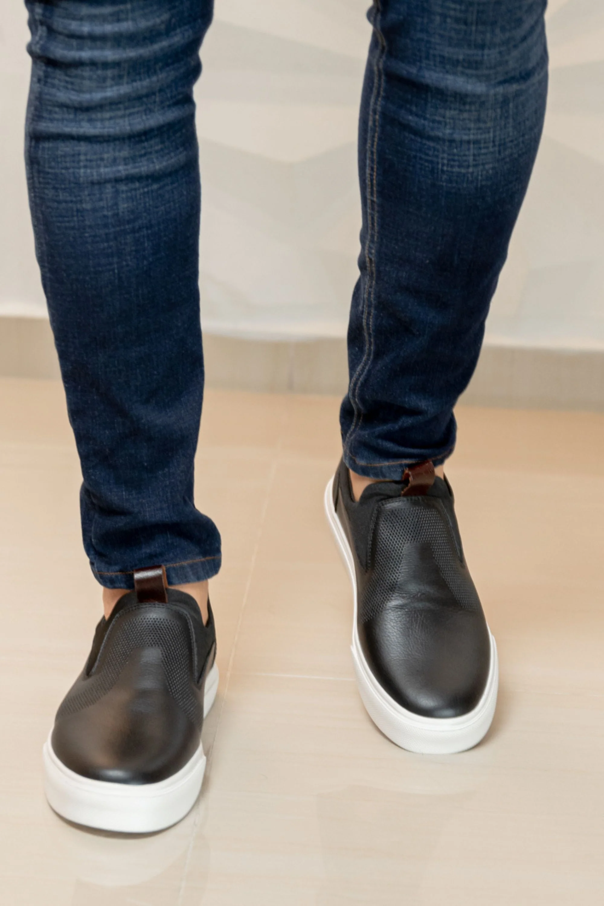 TENIS EN CUERO PARA HOMBRE NEGRO  | REF: SLIDER AMIR 2801 - Image 7