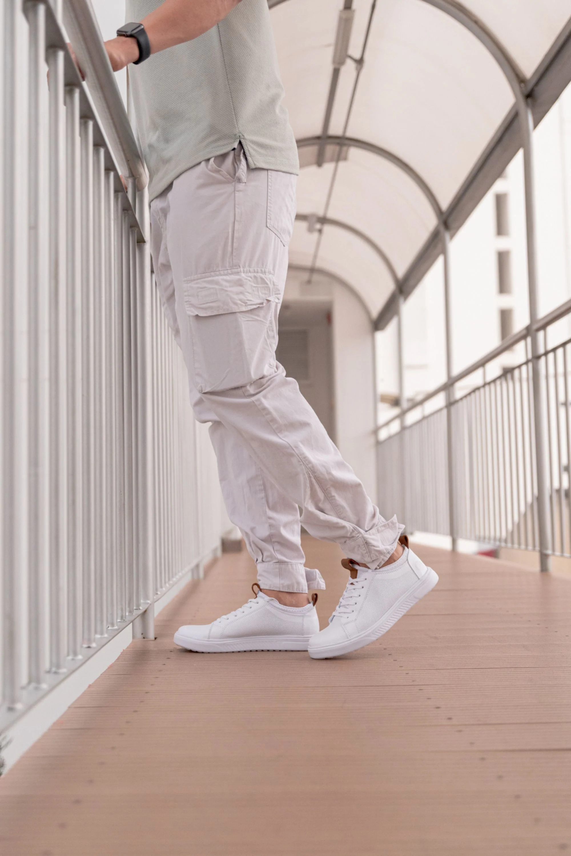 TENIS SNEAKERS PLANO TIPO MEDIA LEO PARA HOMBRE EN CUERO BLANCO/ SPN 3021 - Image 3