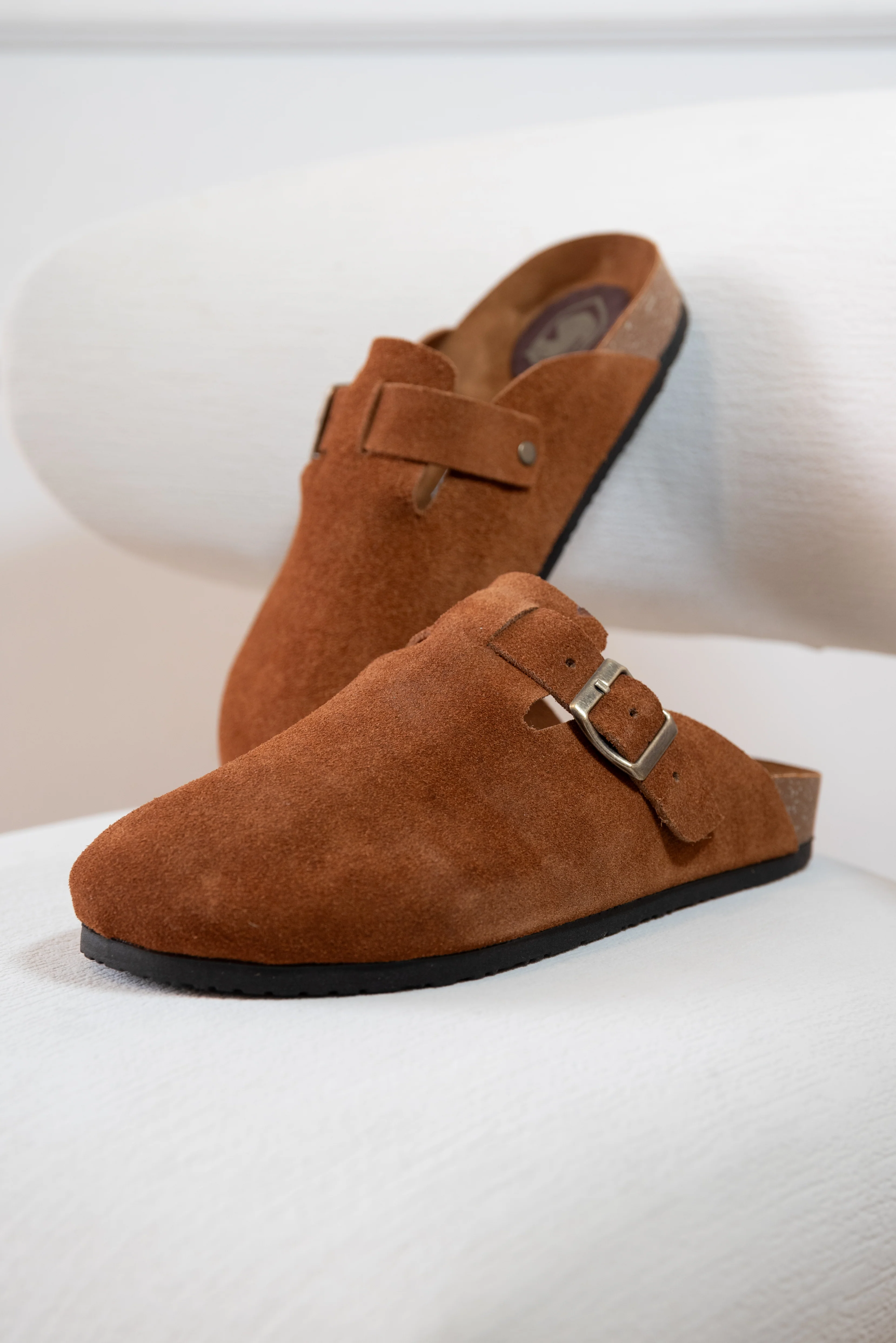 ZUECO PARA HOMBRE EN CUERO CARNAZA LADRILLO | REF: RAVELLO - Image 3