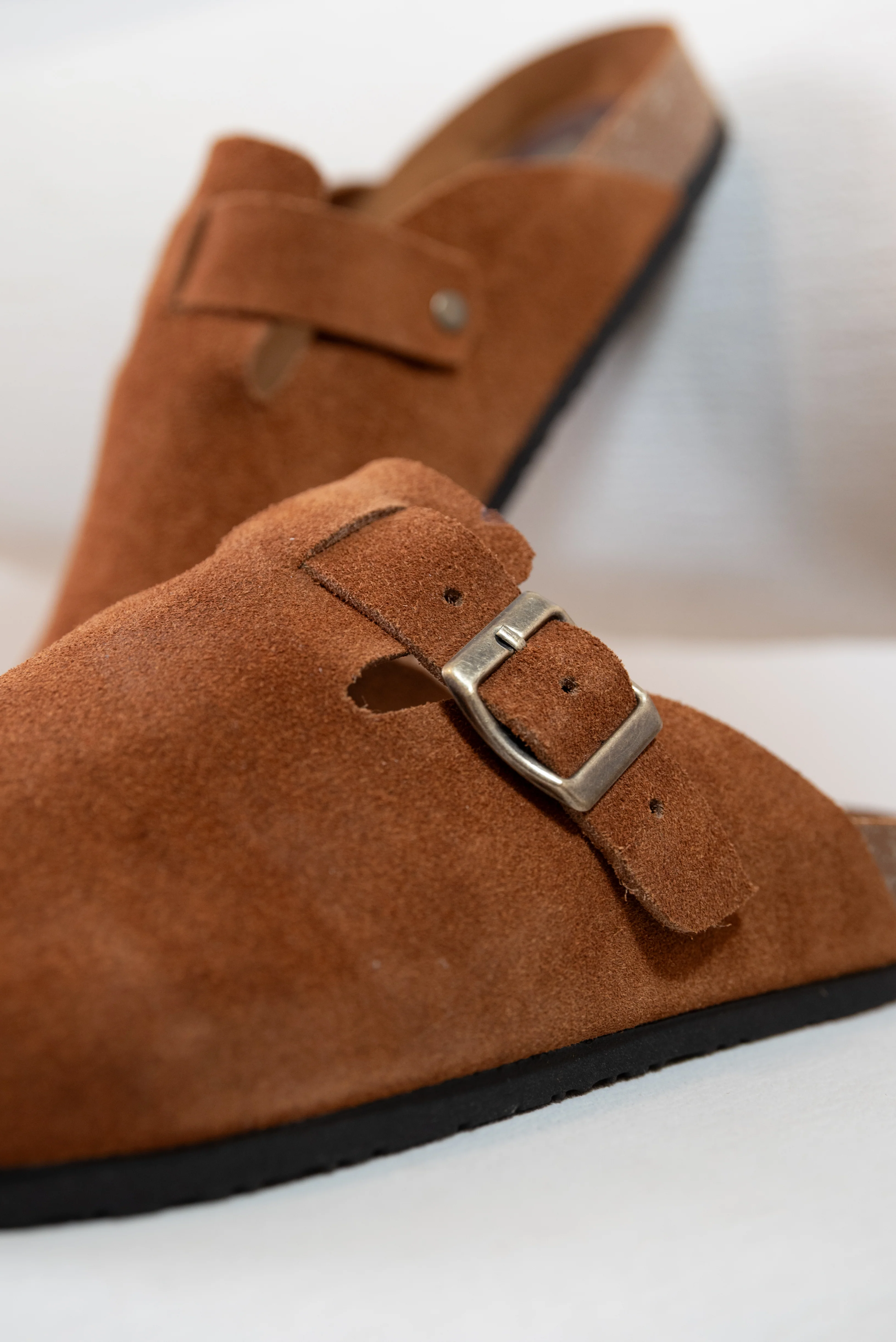 ZUECO PARA HOMBRE EN CUERO CARNAZA LADRILLO | REF: RAVELLO - Image 5