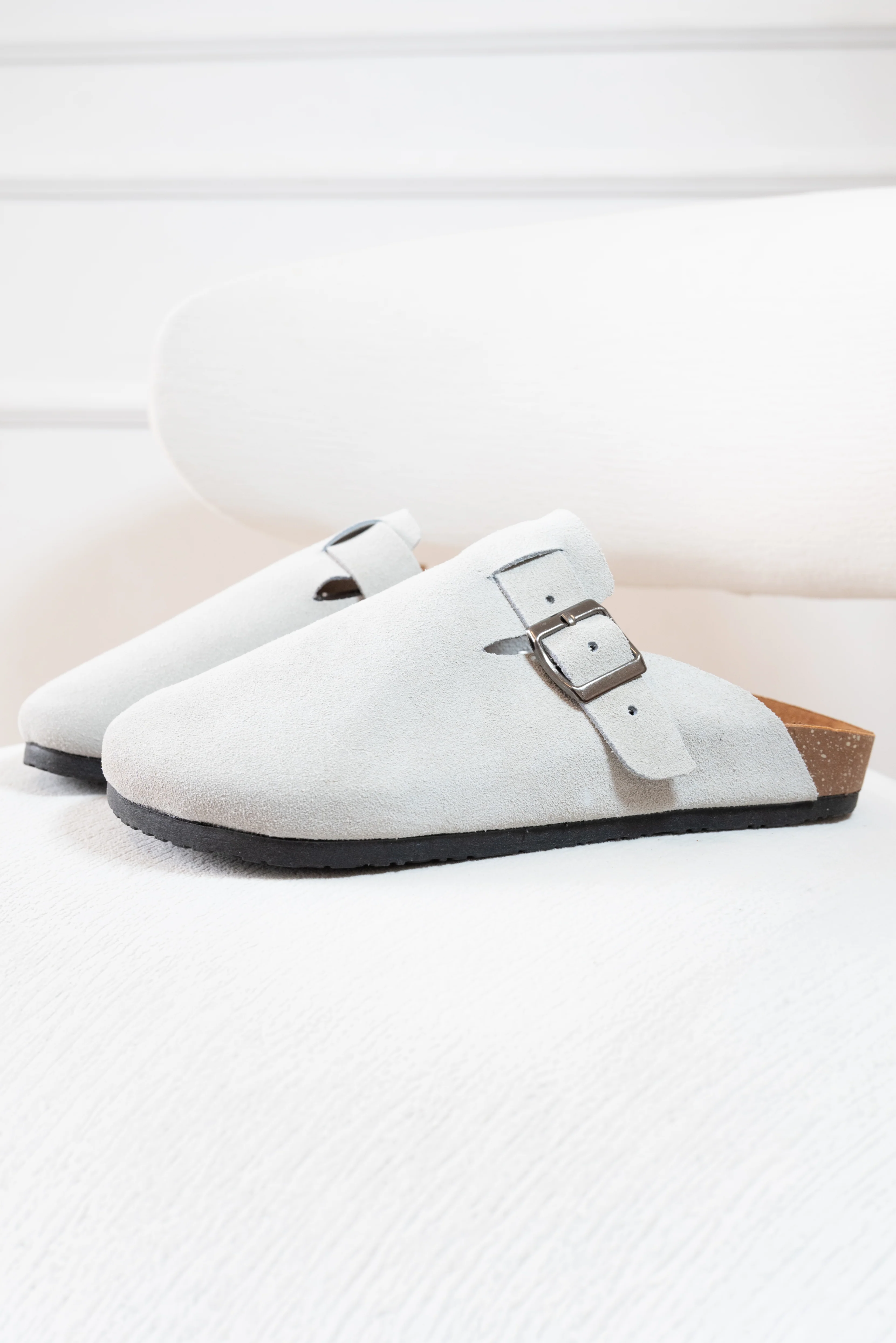 ZUECO PARA HOMBRE EN CUERO CARNAZA HUESO | REF: RAVELLO - Image 5